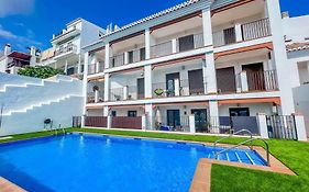 Modern 2 Bed Apartment With Pool In Frigiliana